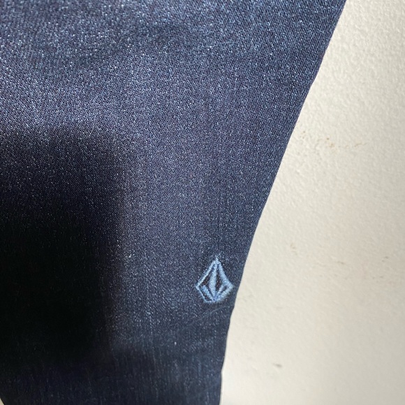VOLCOM dark blue modern fit slim straight leg stretchy Jeans size 36x 32 - Picture 5 of 14